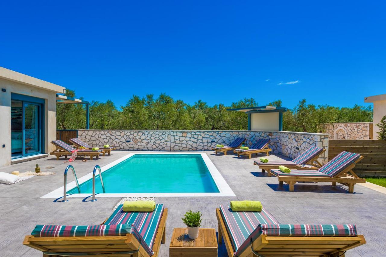 Natura Verde Villas Fiolitis ภายนอก รูปภาพ