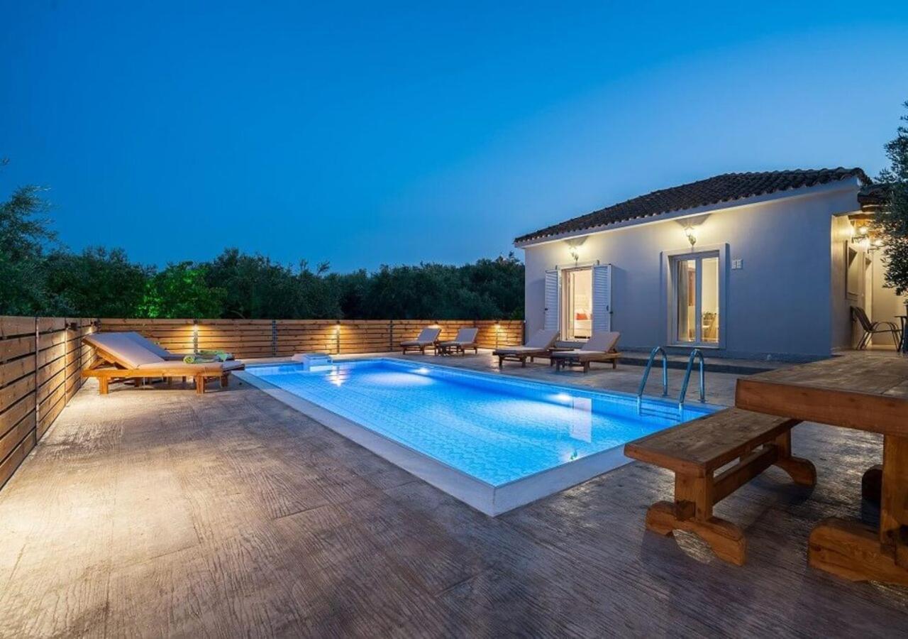 Natura Verde Villas Fiolitis ภายนอก รูปภาพ