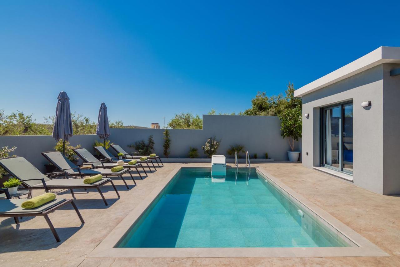 Natura Verde Villas Fiolitis ภายนอก รูปภาพ