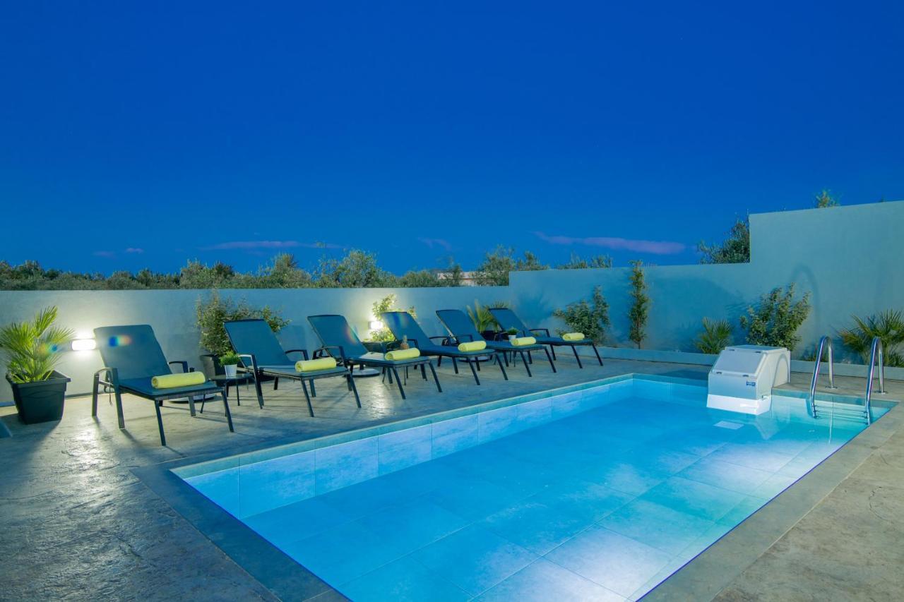 Natura Verde Villas Fiolitis ภายนอก รูปภาพ